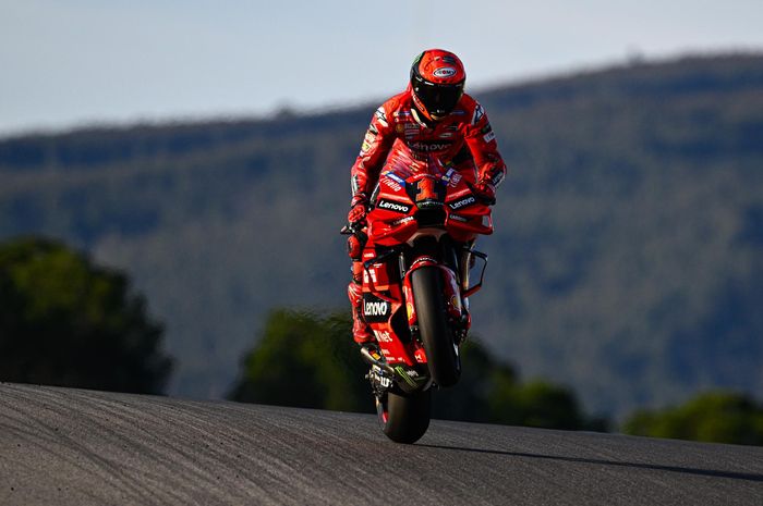 Pembalap tim Ducati Lenovo, Francesco Bagnaia saat sesi Tes Pramusim MotoGP Portimao 2023 pada 11-12 Maret 2023