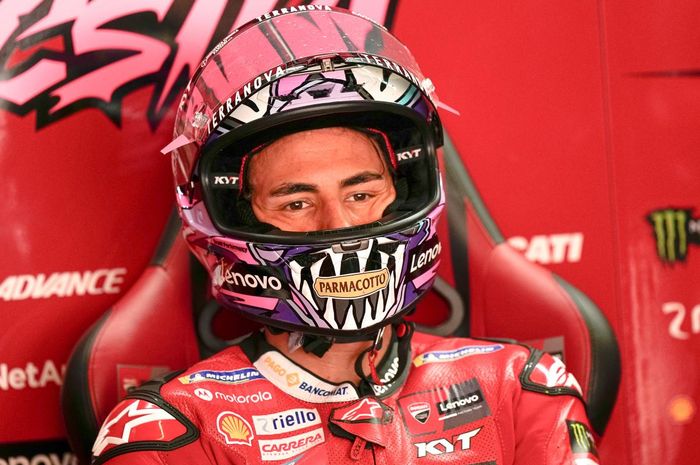 Usai tes pramusim Portimao, pembalap MotoGP anyar tim Lenovo Ducati, Enea Bastianini mengakui levelnya masih belum sama dengan Francesco Bagnaia.