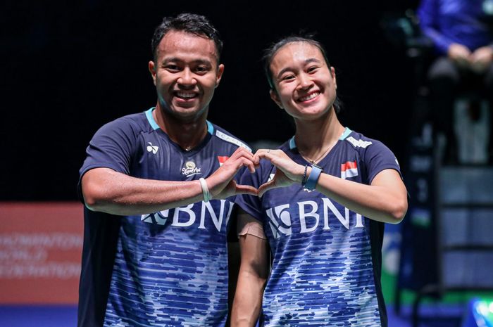 Pasangan ganda campuran Indonesia, Rehan Naufal Kusharjanto/Lisa Ayu Kusumawati usai menjalani laga babak pertama All England Open 2023 di Utilita Arena Birmingham, Inggris, pada Selasa (14/3/2023)