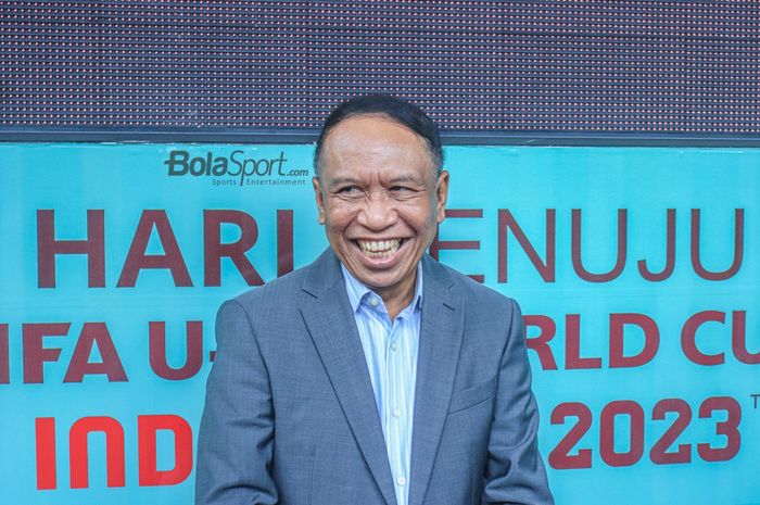 Wakil Ketua Umim PSSI 1, Zainudin Amali, sedang memberikan senyuman saat ditemui awak media di GBK Arena, Senayan, Jakarta, Jumat (17/3/2023).