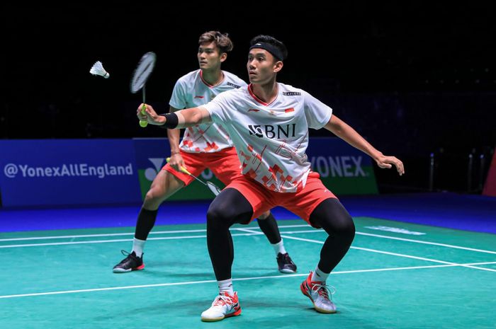 Pasangan ganda putra Indonesia, Bagas Maulana/Muhammad Shohibul Fikri, bertanding pada perempat final All England Open 2023 di Utilita Arena, Birmingham, Inggris, Jumat (17/3/2023).