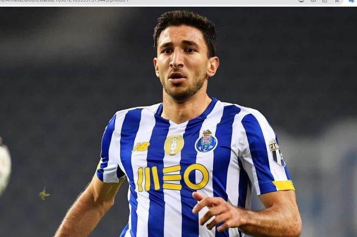 Gelandang FC Porto, Marko Grujic, dikabarkan masuk dalam radar transfer Manchester United.