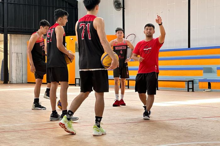 Suasana latihan timnas 3x3 Indonesia dalam persiapan menghadapi FIBA 3x3 Asia Cup 2023.