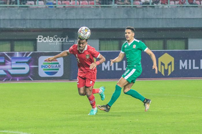 Yakob Sayuri pada laga timnas Indonesia vs Burundi di Stadion Patriot, Sabtu (25/3/2023).