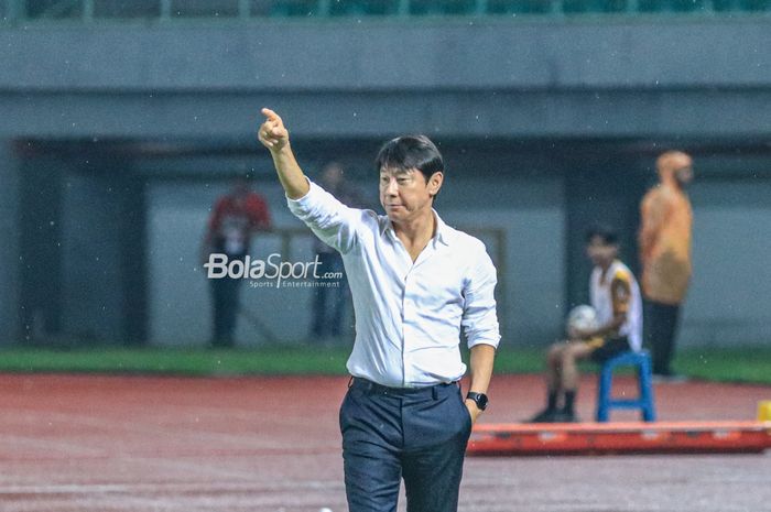 Perpanjangan kontrak pelatih timnas Indonesia, Shin Tae-yong tergantung dari targetnya di Piala Asia 2023 nanti