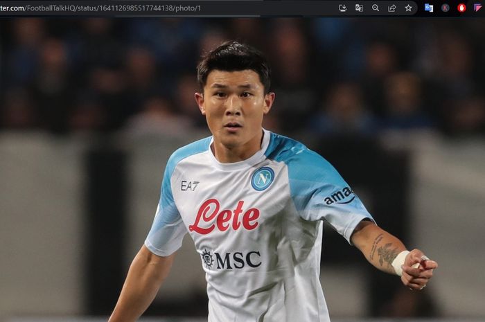 Bek tengah Napoli yang merupakan mantan anak buah Shin Tae-yong, Kim Min-jae, meminta Manchester United bermodal sabar saat menyasarnya pada bursa transfer musim panas 2023.