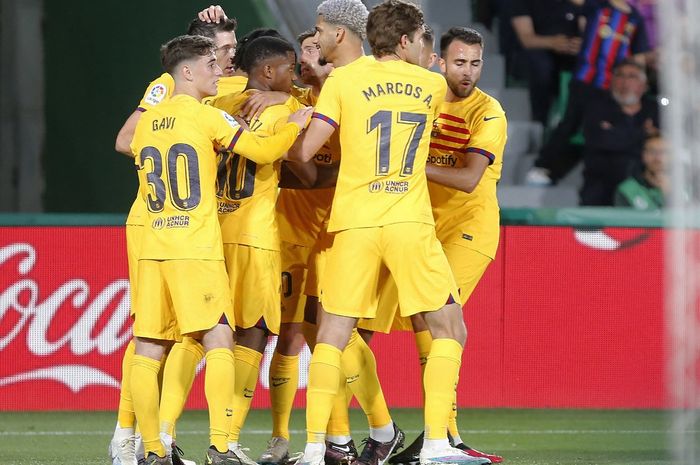 Walaupun tidak lolos dari fase grup, Barcelona tetap memiliki dua rekor tak terbantahkan di ajang Liga Champions musim ini.