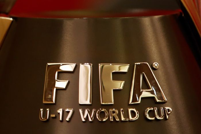 FIFA mencari tuan rumah baru Piala Dunia U-17 2023 setelah hak Peru dicabut.
