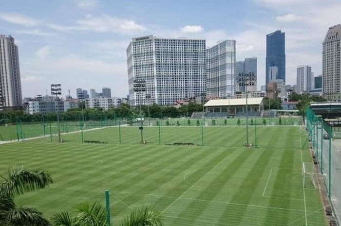 Tampilan baru Pusat Pelatihan Sepak Bola Vietnam usai direnovasi.