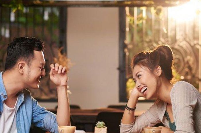 7 Arti Mimpi Bertemu Sepupu: Sebuah Pertanda Bahagia atau Kesedihan?