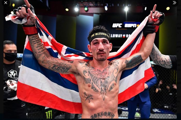 Jagoan UFC dengan gaya duel meledak-ledak terus lancarkan serangan, Max Holloway menyibak sosok petinju idolanya.