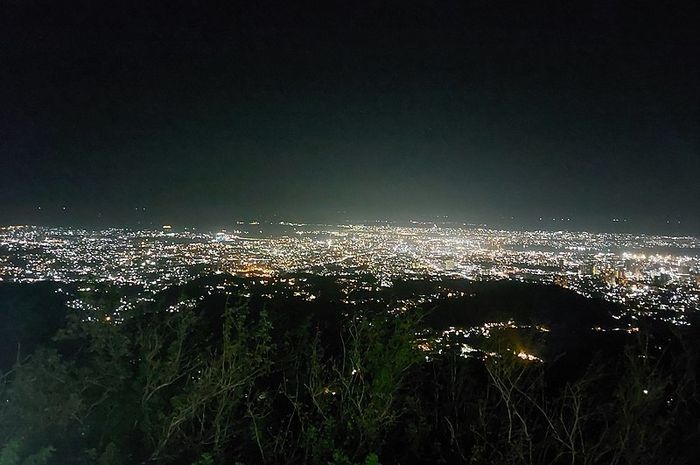 6 Tempat Wisata Malam di Bandung dengan Pemandangan yang Indah - Bobo