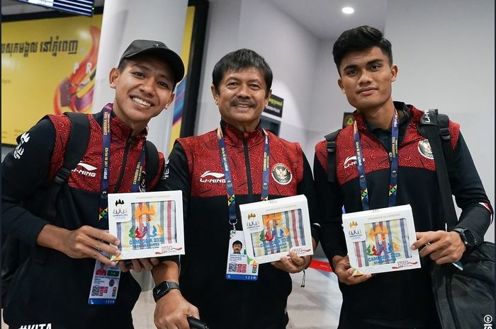 Rombongan timnas U-22 Indonesia saat tiba di Kamboja jelang SEA Games 2023.