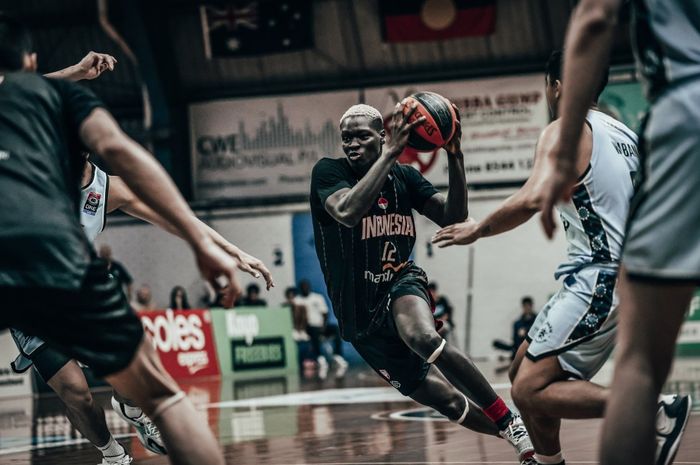Timnas basket Indonesia saat menjalani uji coba di Australia