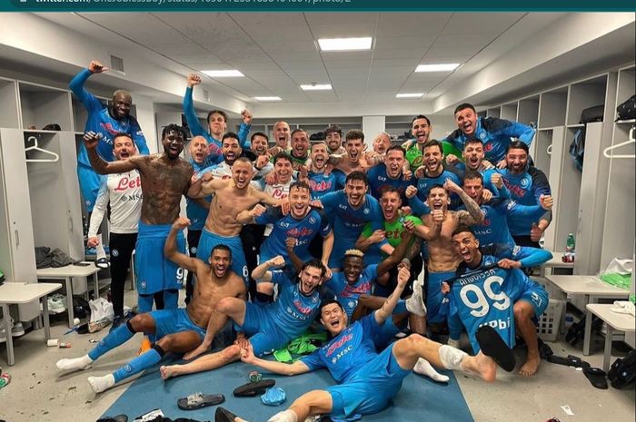 Napoli bersiap untuk berpesta gelar juara Liga Italia 2022-2023, tetapi mereka tetap diminta waspada saat bersua Salernitana.