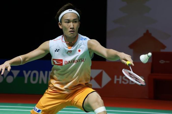 Tunggal putra asal Jepang, Kento Momota berhasil melaju ke final Korea Masters 2023
