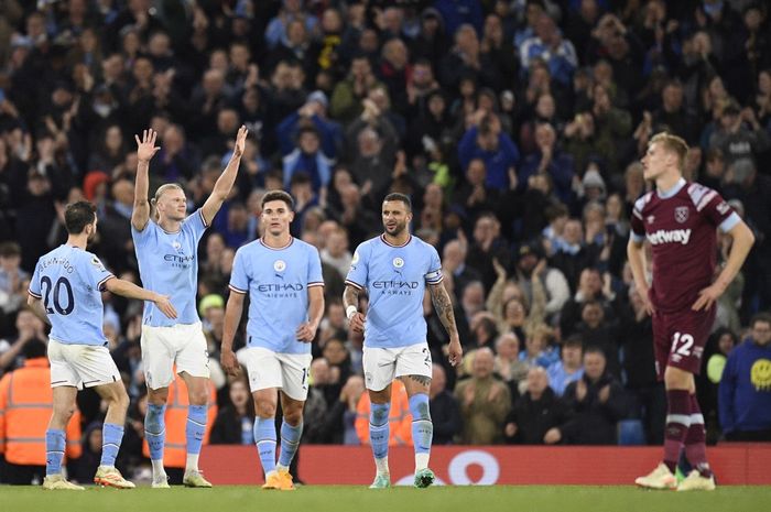 Selebrasil penyerang Manchester City, Erling Haaland, usai menjebol gawang West Ham United di Liga Inggris, Kamis (4/5/2023).