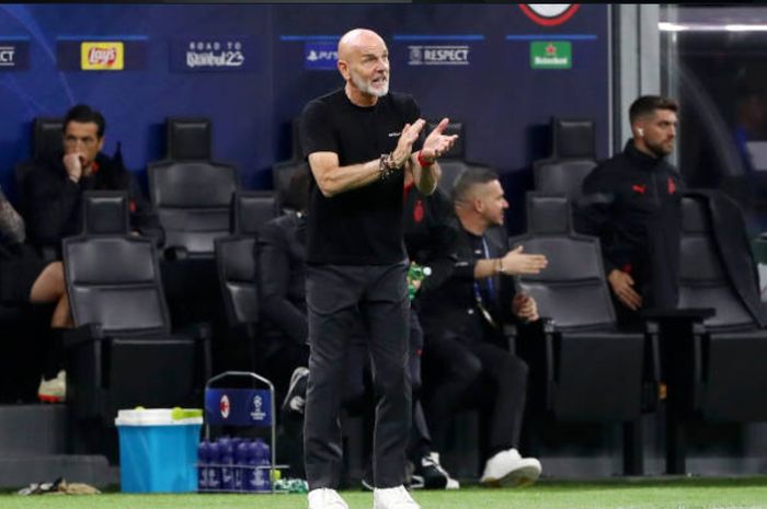 Dicerai AC Milan, Stefano Pioli Siap-Siap Langsung Dipinang Napoli