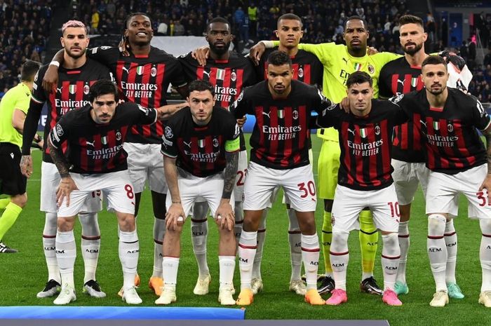 Tim AC Milan yang tersingkir di babak semifinal Liga Champions 2022-2023.