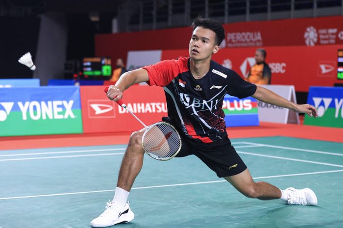 Tunggal putra Indonesia, Christian Adinata tampil pada babak pertama Malaysia Masters 2023 di Axiata Arena, Kuala Lumpur, Malaysia, Rabu (24/5/2023).