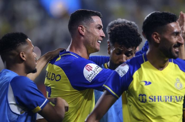 Cristiano Ronaldo mencetak gol kemenangan Al Nassr atas Al Shabab dalam lanjutan Liga Arab Saudi 2022-2023.