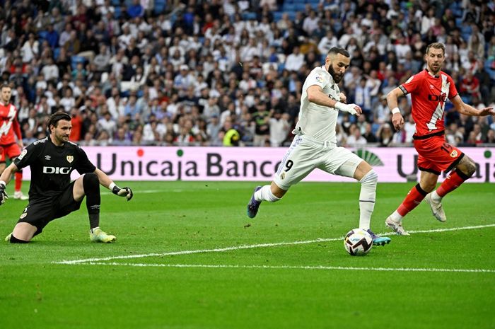 Karim Benzema mencetak satu gol dalam kemenangan 2-1 Real Madrid atas Rayo Vallecano pada pekan ke-36 Liga Spanyol 2022-2023, Rabu (24/5/2023) malam WIB.