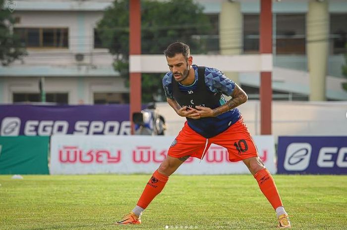 Persib Bandung resmi datangkan playmaker asal Spanyol, Tyronne Gustavo del Pino Ramos.