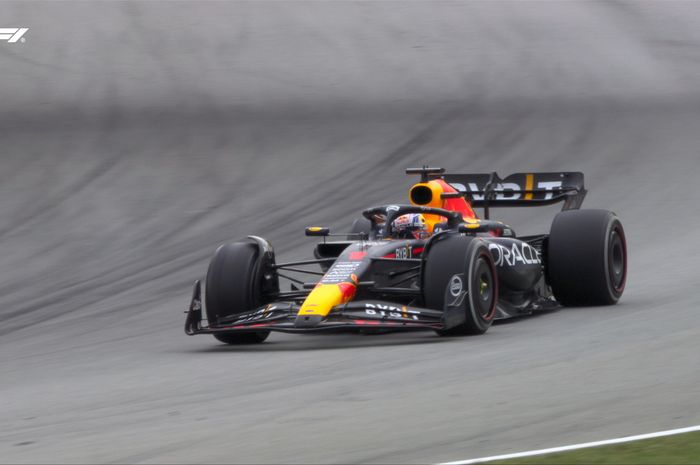 Pembalap Red Bull, Max Verstappen, pada balapan F1 GP Spanyol 2023 di Circuit de Barcelona-Catalunya, Minggu (4/6/2023).