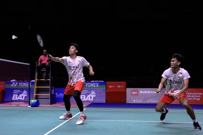 Pasangan ganda putra Indonesia, Muhammad Shohibul Fikri/Bagas Maulana, pada babak final Thailand Open 2023 di Indoor Stadium Huamark, Bangkok, Minggu (4/6/2023).