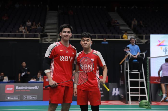 Pasangan ganda putra Indonesia, Leo Rolly Carnando/Daniel Marthin, pada babak pertama Singapore Open 2023 di Singapore Indoor Stadium, Selasa (6/6/2023).