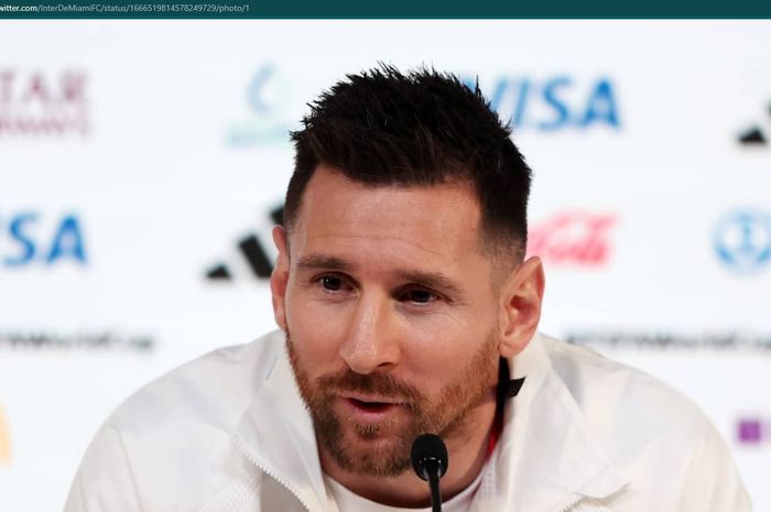 Lionel Messi memberikan konfirmasi terbuka perihal keputusannya membela Inter Miami ketimbang pulang ke Barcelona dalam sesi wawancara dengan Mundo Deportivo dan Sport, Rabu (7/6/2023) atau Kamis dini hari WIB.