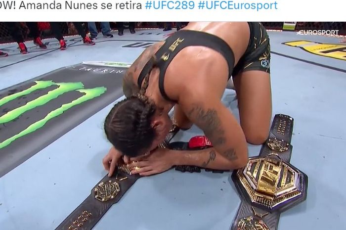 Ratu sejagat, Amanda Nunes putuskan pensiun usai tampil menggila pada duel lawan Irene Aldana di UFC 289.