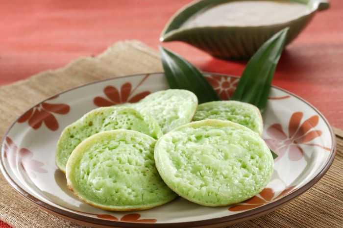 Hidangan serabi pandan manis.