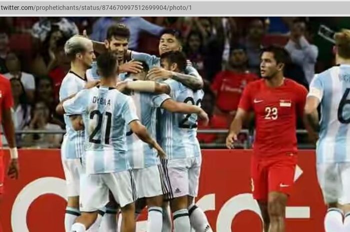Timnas Argentina saat kalahkan Singapura 6-0 tanpa Lionel Messi pada duel persahabatan, 2017 silam.