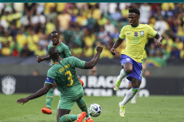 Timnas Brasil dipaksa menyerah 2-4 oleh timnas Senegal dalam laga FIFA Matchday di Stadion Jose Avelade, Selasa (20/6/2023) atau Rabu dini hari WIB.