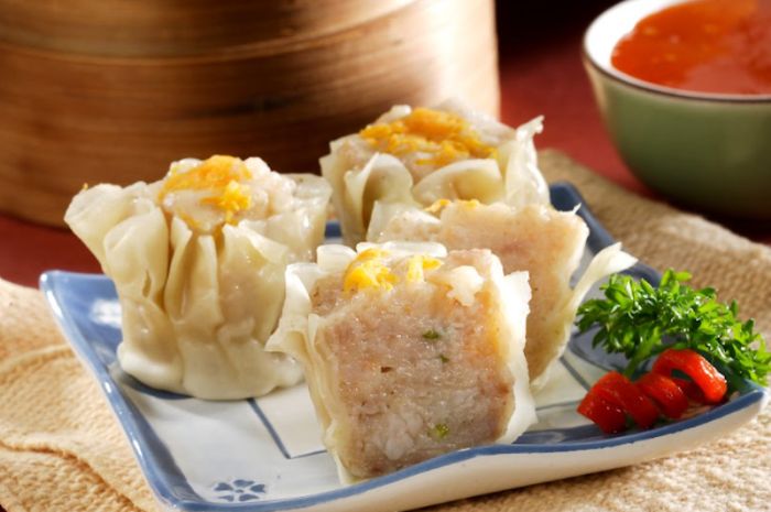 Hidangan siomay udang