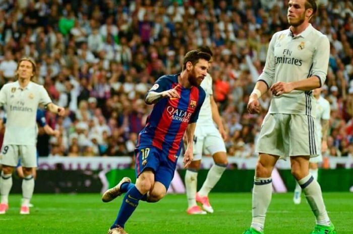 Gareth Bale kala berseragam Real Madrid menghadapi Lionel Messi ketika memperkuat Barcelona.