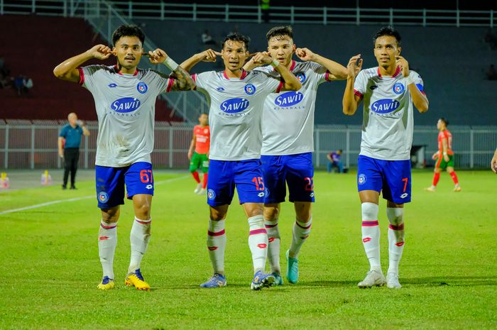 Winger timnas Indonesia, Saddil Ramdani tampil apik dengan berperan dalam semua gol Sabah FC saat menang 3-0 atas Kelantan United dalam laga pekan ke-15 Liga Super Malaysia, Senin (26/6/2023).