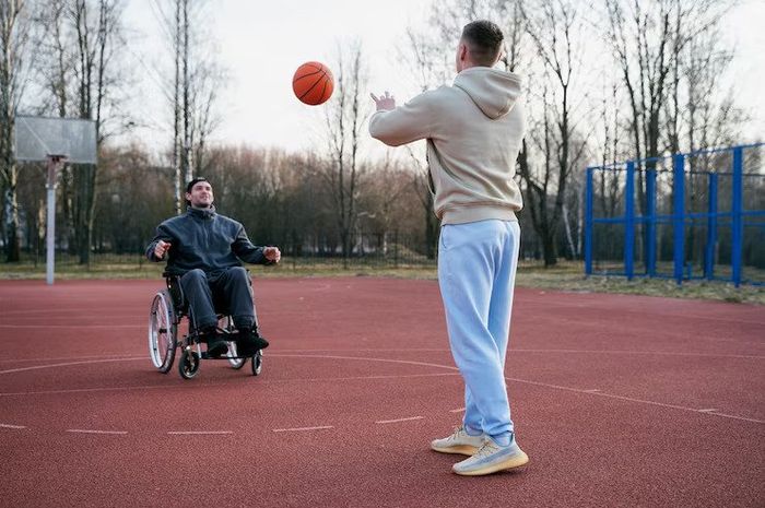 Menjawab Pertanyaan Teks 'Made the Basketball Player', English For