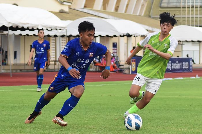 Viengchanh FC (baju hijau) kalah 18 gol tanpa balas menghadapi Luang Prabang FC di Liga Laos, Minggu(2/7/2023).
