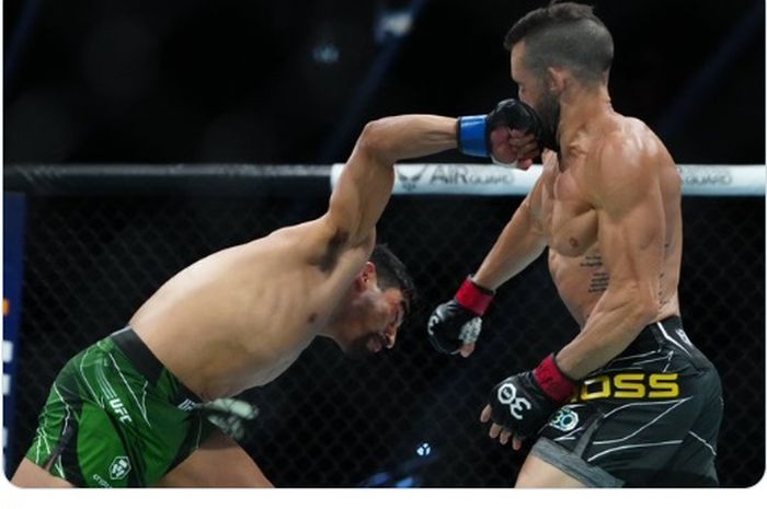 Pukulan ala Saitama dari Jesus Santos Aguilar yang meng-KO Shannon Ross dalma waktu hanya 17 detik di UFC 290, Minggu (9/7/2023) WIB di Las Vegas.