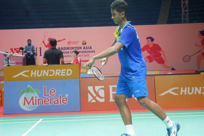Tunggal putra Indonesia, Alwi Farhan usai menyumbang angka kedua bagi Indonesia atas Thailand pada semifinal beregu Kejuaraan Asia Junior 2023 di GOR Among Raga, Yogyakarta, Senin (10/7/2023)