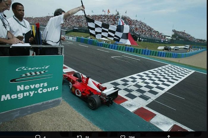 Michael Schumacher memenangi GP Prancis 2002 dan memastikan diri menjadi juara dunia F1 untuk kelima kalinya, 21 Juli 2022.