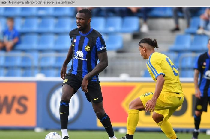 Marcus Thuram jalani debut dengan Inter Milan dalam laga uji coba pramusim melawan Pergolettese (21/7/2023). Thuram dijagokan sebagai starter laga pekan perdana Liga Italia saat melawan Monza (19/8/2023).