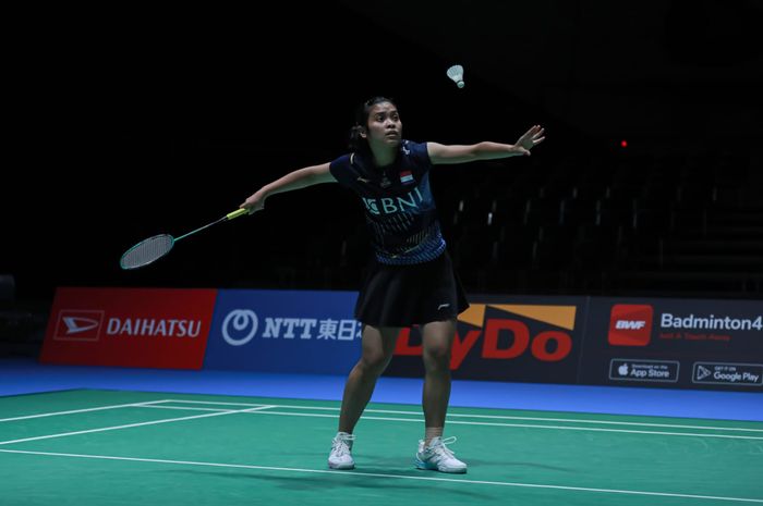 Aksi tunggal putri Indonesia, Gregoria Mariska Tunjung, saat tampil pada babak pertama Japan Open 2023 di Yoyogi Gymnasium Tokyo, Jepang, 25 Juli 2023.