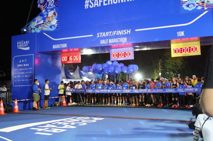 Para peserta Pocari Sweat Run Indonesia 2023 akan melakukan start, Minggu (30/7/2023) di Bandung.