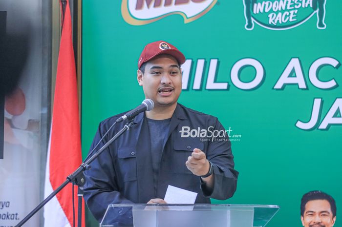 Menteri Pemuda dan Olahraga Republik Indonesia, Dito Ariotedjo, sedang memberikan keterangan kepada awak media di Media Center Kemenpora, Senayan, Jakarta, Senin (31/7/2023).