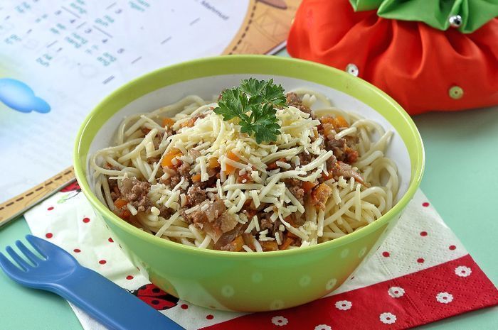 Hidangan spaghetti bolognaise.