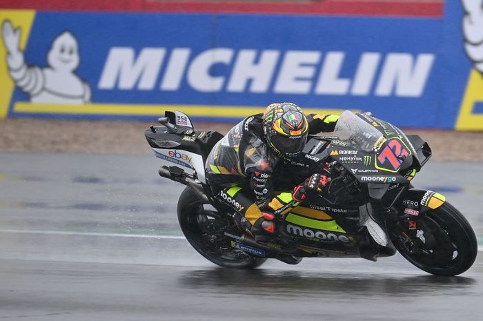 Pembalap Mooney VR46, Marco Bezzecchi, pada MotoGP Inggris 2023