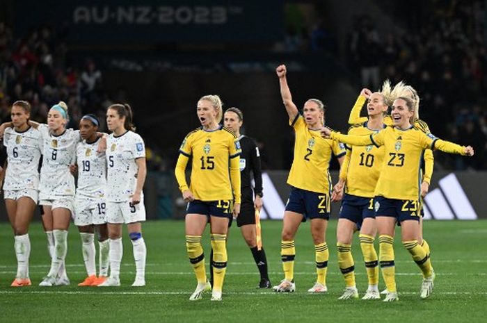 Juara bertahan Amerika Serikat kala 4-5 dalam adu penalti melawan Swedia di babak 16 besar Piala Dunia Wanita 2023, Minggu (6/8/2023) di Melbourne. 